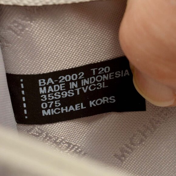 Michael Kors Jet Set Saffiano Leather 3-in-1 Crossbody Beige NWOT - Picture 4 of 14